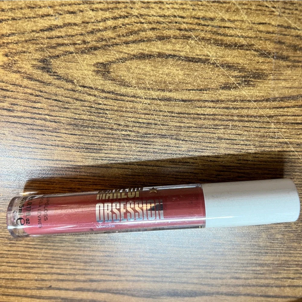Revolution Makeup Obsession “Captivated” Lip Gloss